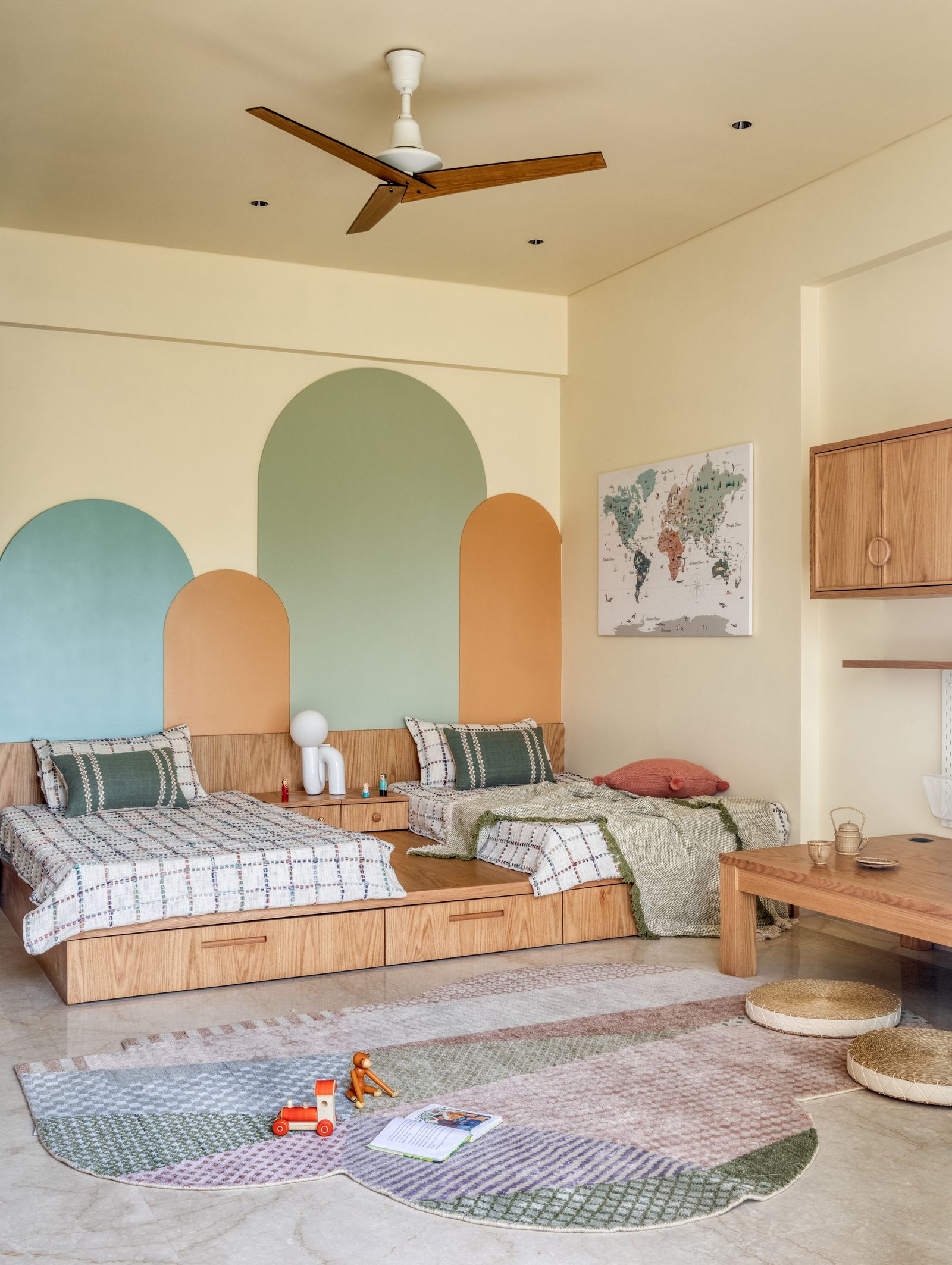 Gradients of the Earth — Residential — Pune